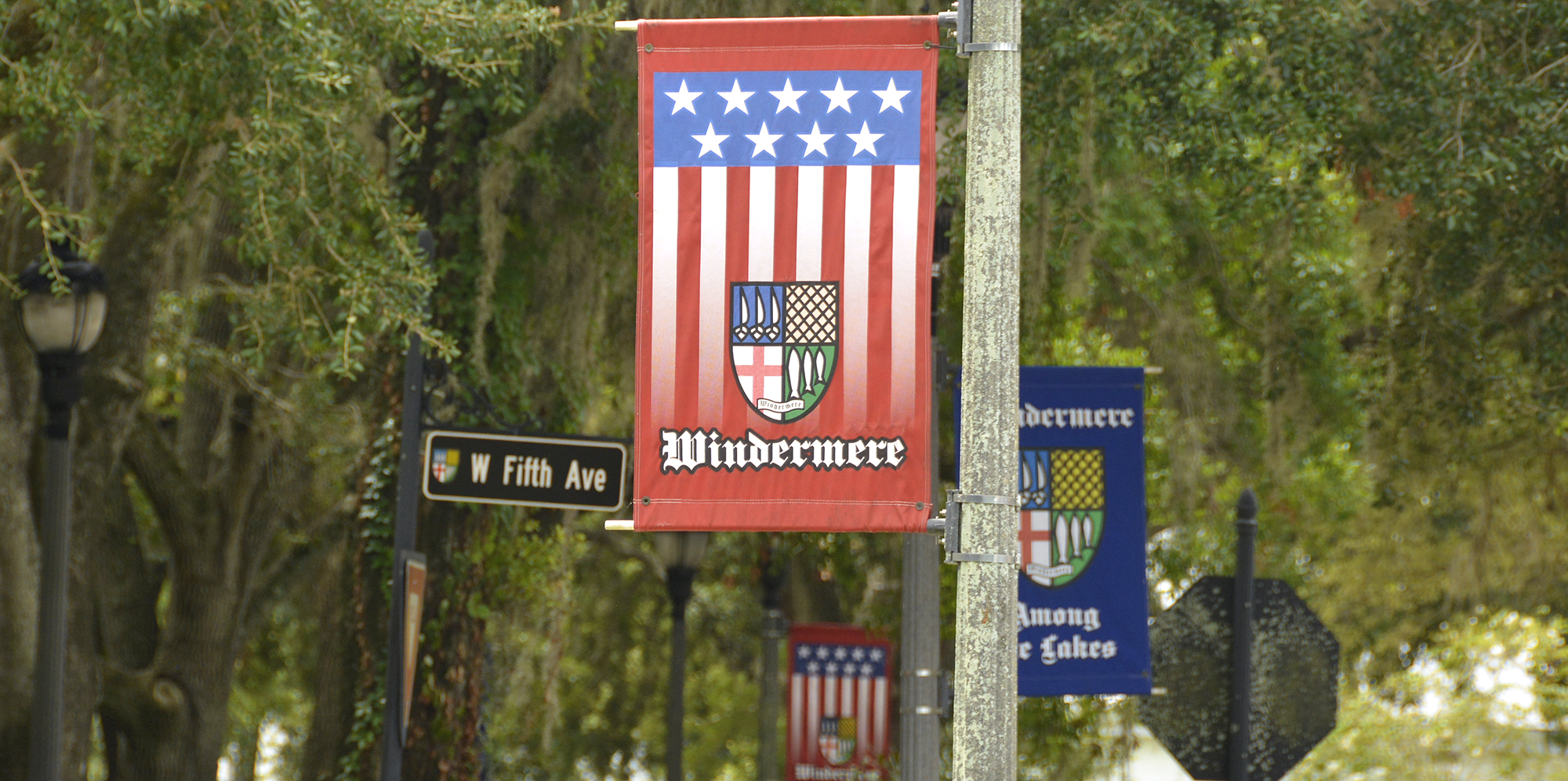 Windermere town banners on light poles